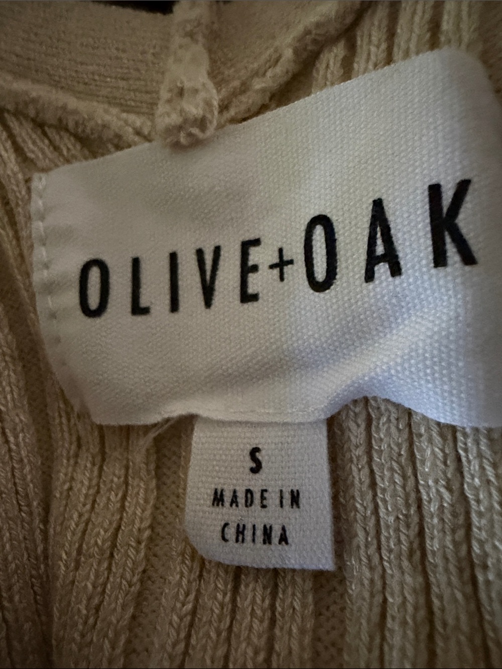 Olive & Oak Ribbed V-Neck Maxi Dress in Beige - Picture 8 of 8